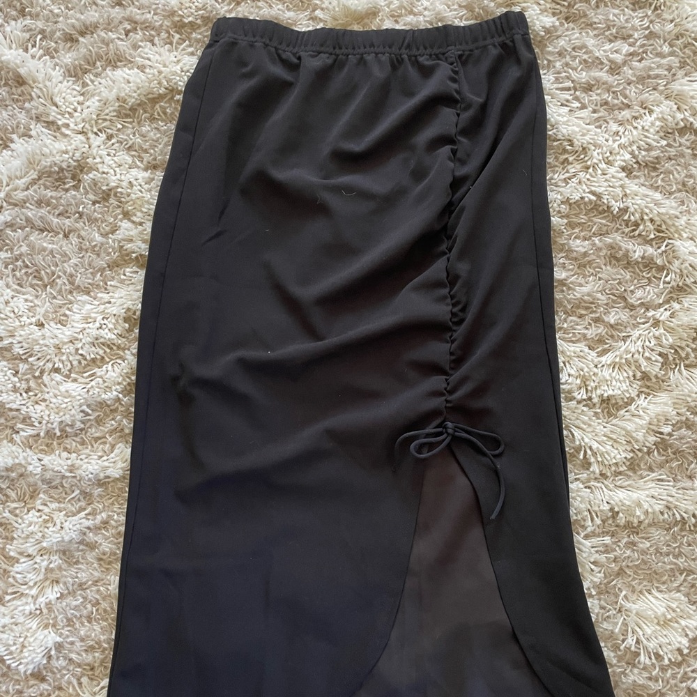 Black slit and rouched Shein midi pencil skirt